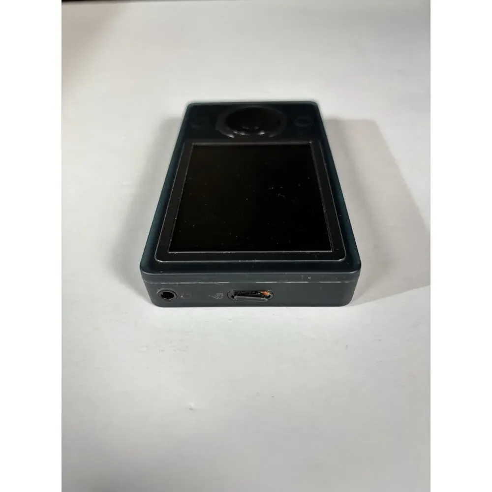 Microsoft Zune Digital Media Player Model 1089 30GB Parts Or Repair
